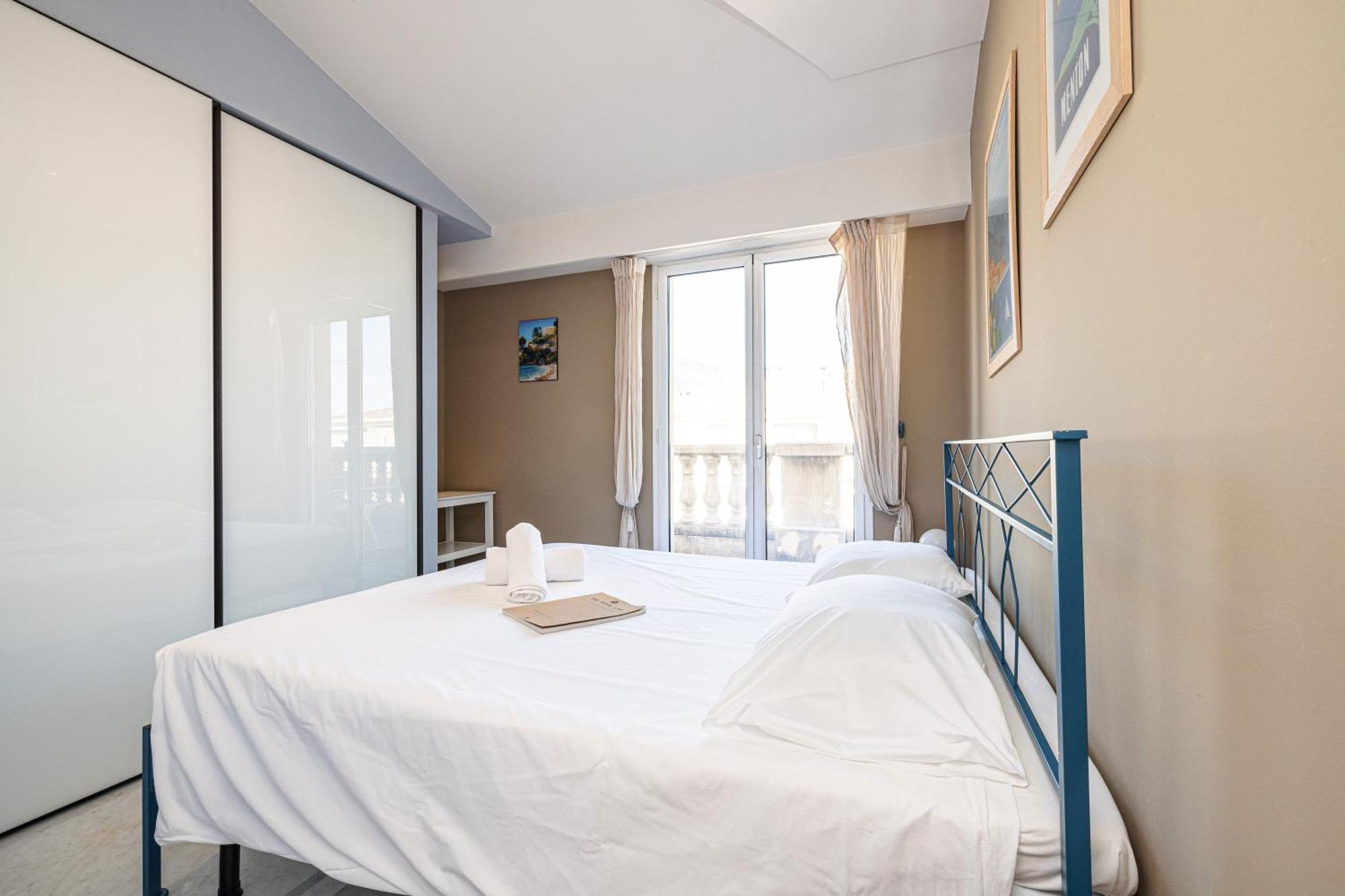 Victoria Bergamote Attic - Happy Rentals Menton Exterior foto