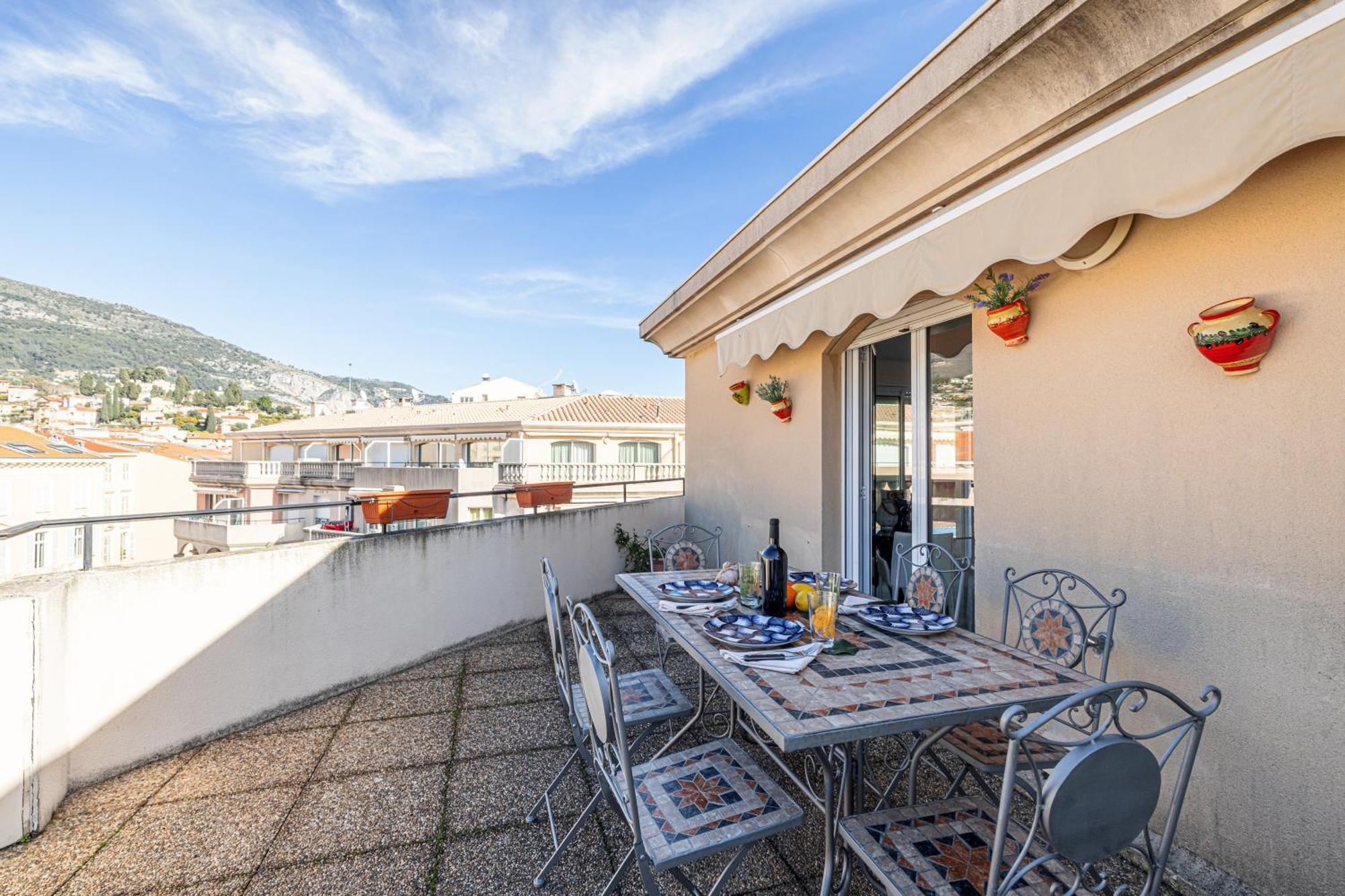 Victoria Bergamote Attic - Happy Rentals Menton Exterior foto