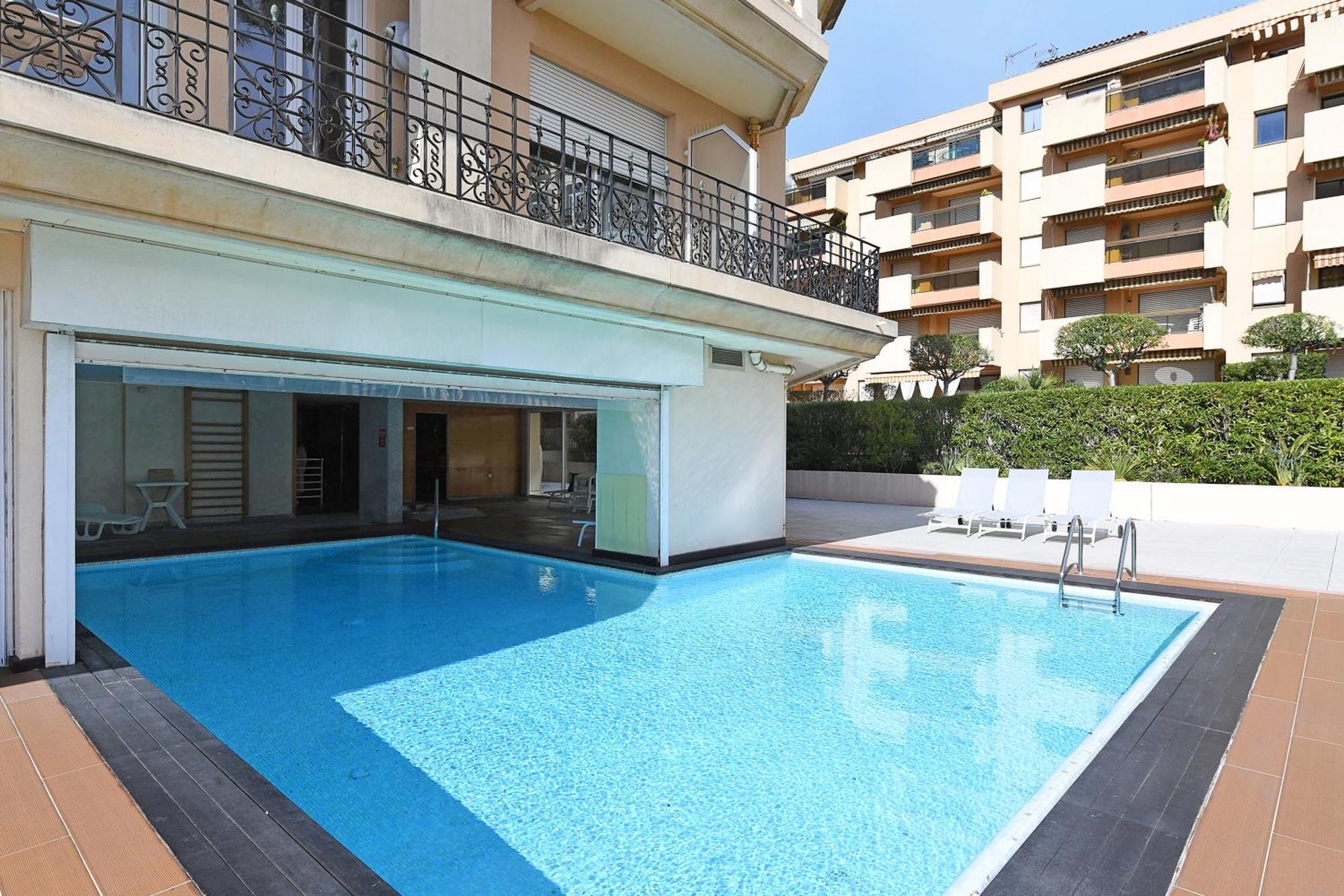 Victoria Bergamote Attic - Happy Rentals Menton Exterior foto